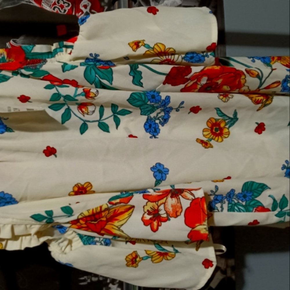 Women's blouse